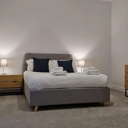 7 Cannon Street Preston  Room photo